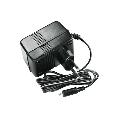 adapter_pitaniya_zaryadnoe_ustro